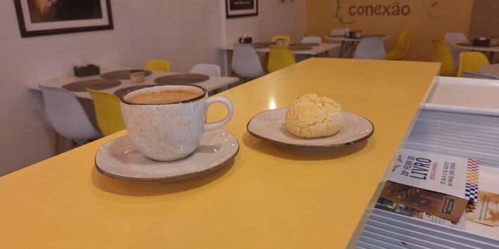 Essência Gaya – Combo do Café+pão de queijo- OFERTA EM DOBRO